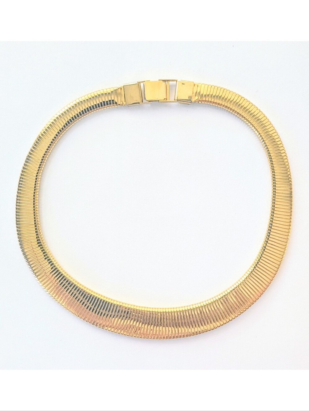 Classic Vintage Graduated Omega Necklace Wide Chunky Choker Gold Tone 16" - Picture 5 of 7